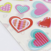 Etiqueta de impresión cortada con tintas formada en forma de corazón del corazón que imprime la etiqueta engomada hinchada de los niños decorativos